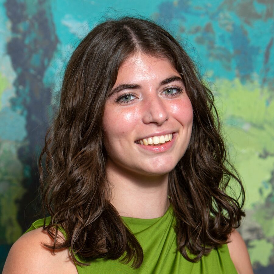 Amanda Ichel, Psychotherapy Practicum Student at Aris Clinic.